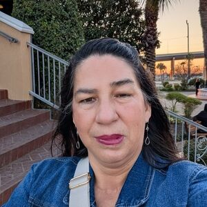 Meet your Posher, Sonia